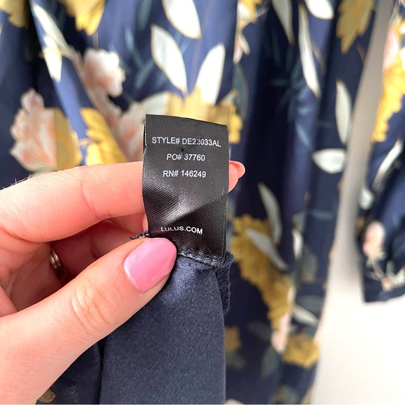 Lulus Love is Life Navy Blue Floral Print Satin Wrap Dress Size Small - Picture 9 of 11